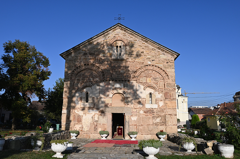 Kisha-e-Shpalljes-se-Virgjereshes1