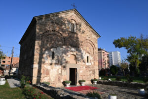 Kisha-e-Shpalljes-se-Virgjereshes2