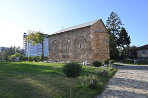 Kisha-e-Shpalljes-se-Virgjereshes3